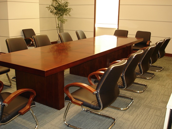 實(shí)木會議桌椅